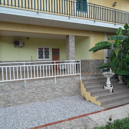 Oasi Puntese Hotel Tremestieri Etneo Luaran gambar