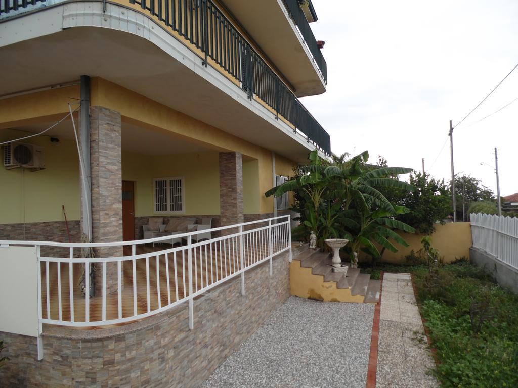 Oasi Puntese Hotel Tremestieri Etneo Luaran gambar